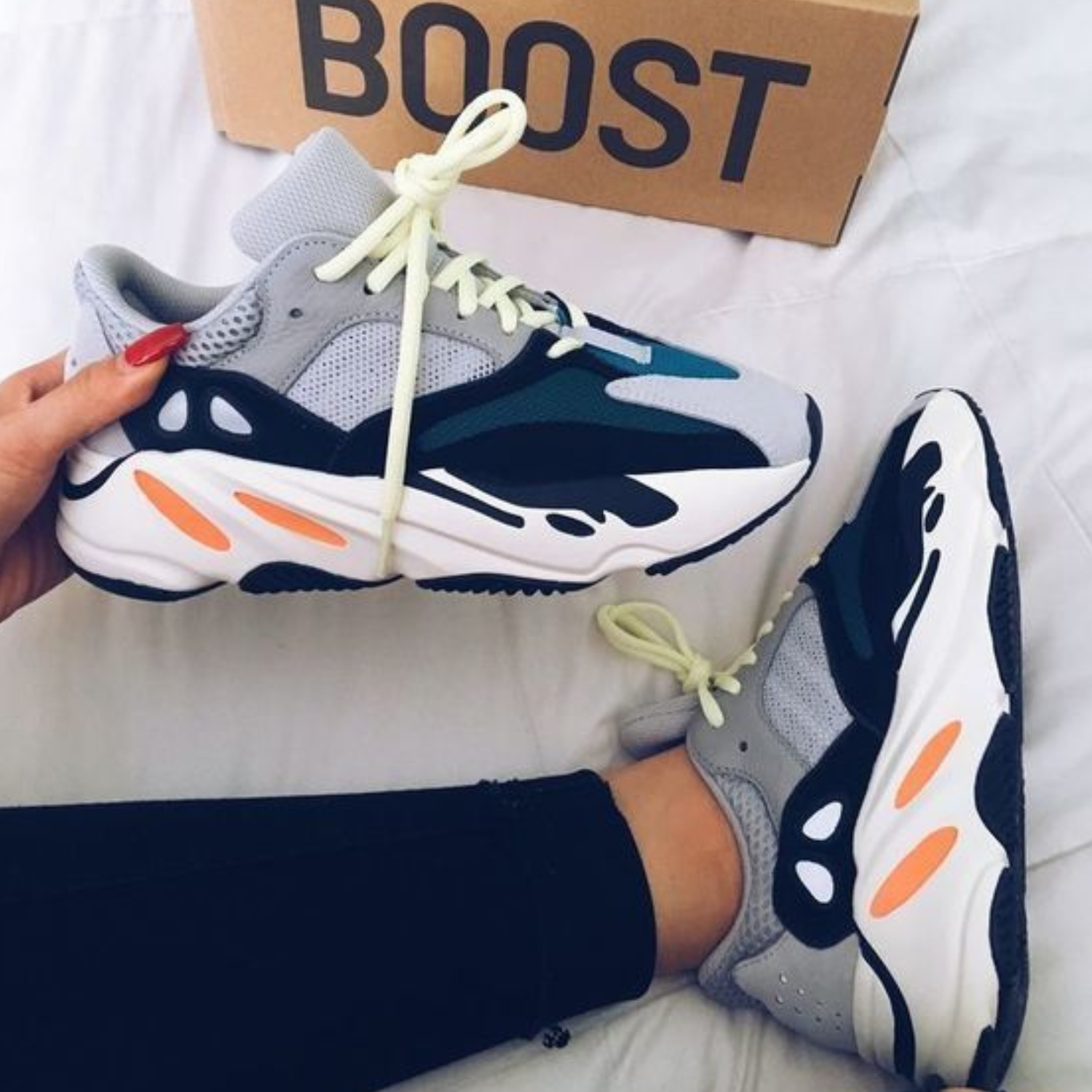 yeezy 700 on girls