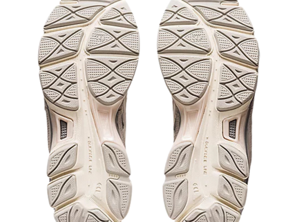 Asics Gel NYC Creme Austerngrau