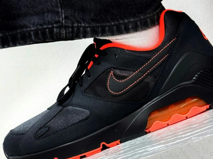 Nike Air Max 180 „Schwarz &amp; Hyper Crimson“