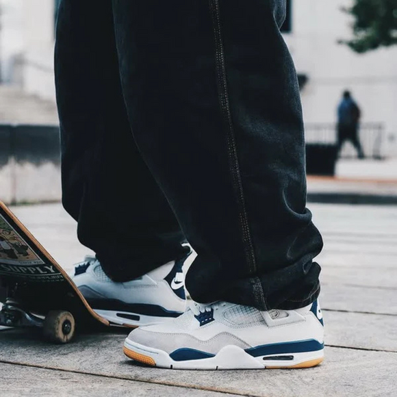 Nike SB x Air Jordan 4 Navy