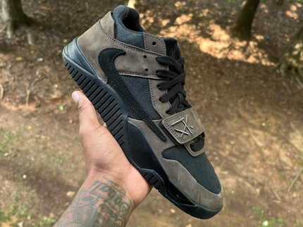 Travis Scott x Jordan Jumpman-Jacke „Dark Mocha“