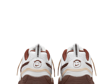 Travis Scott x Nike Zoom Field Jaxx “Light Chocolate”