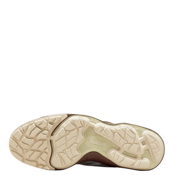 Travis Scott x Nike Zoom Field Jaxx “Light Chocolate”