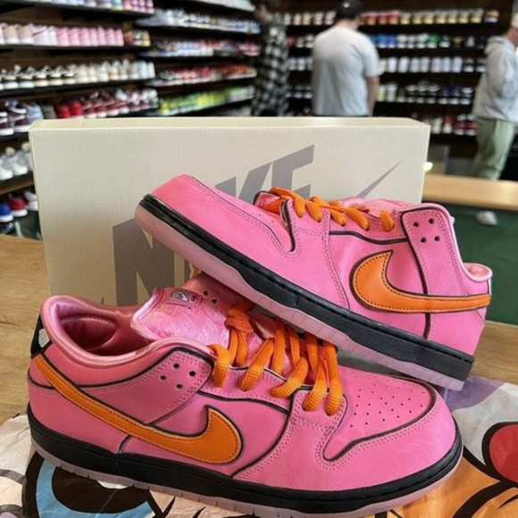 Nike Nike SB Dunk Low Blossom x The Powerpuff Girls - SneakerMood 