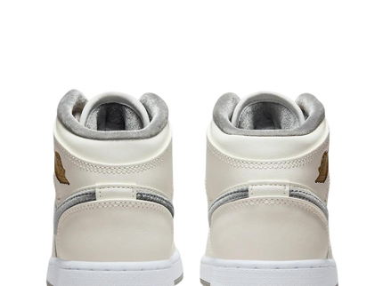 Nike Air Jordan 1 Mid SE GS 'Velvet Toe' - SneakerMood 