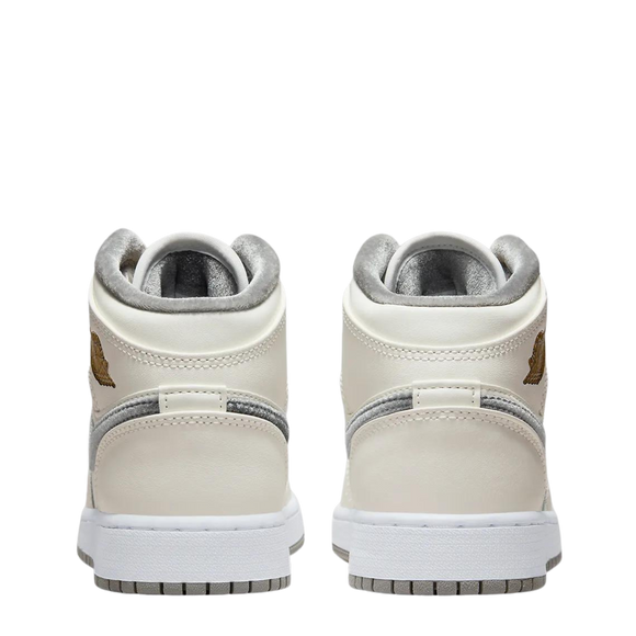 Nike Air Jordan 1 Mid SE GS 'Velvet Toe' - SneakerMood 