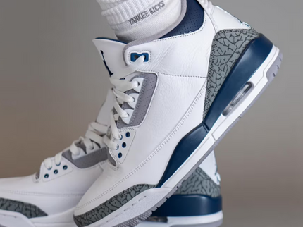 Nike Air Jordan 3 Retro 'Midnight Navy' - SneakerMood 