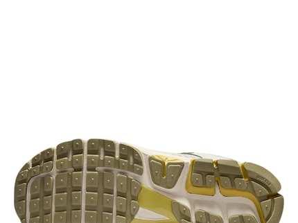 Nike Nike Zoom Vomero 5 Light bone / Medium Olive - SneakerMood 