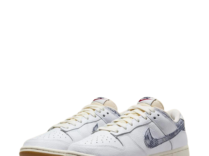 Nike Nike Dunk Low "Washed Denim" - SneakerMood 