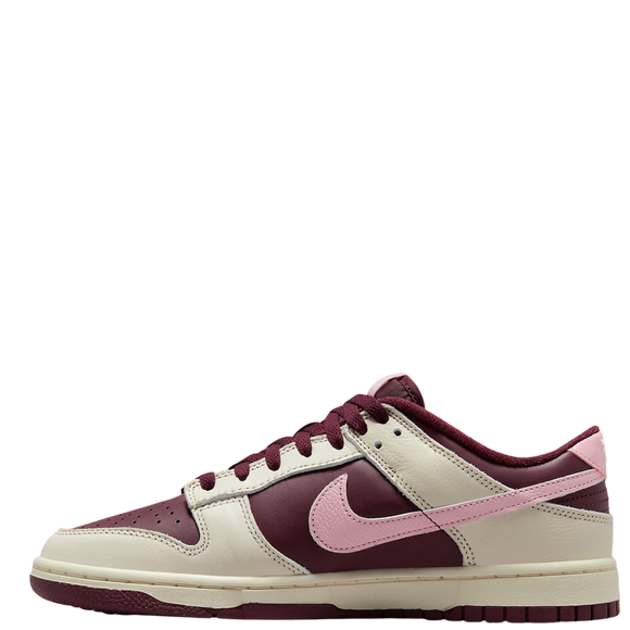 Nike Dunk Low " Valentines day " 2023