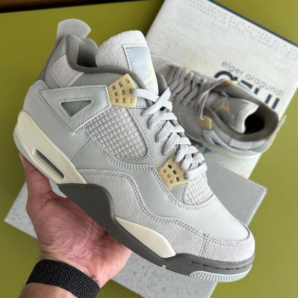 Nike Air Jordan 4 Craft "Photon Dust"