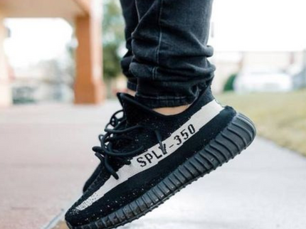 Yeezy Boost 350 V2 Oreo