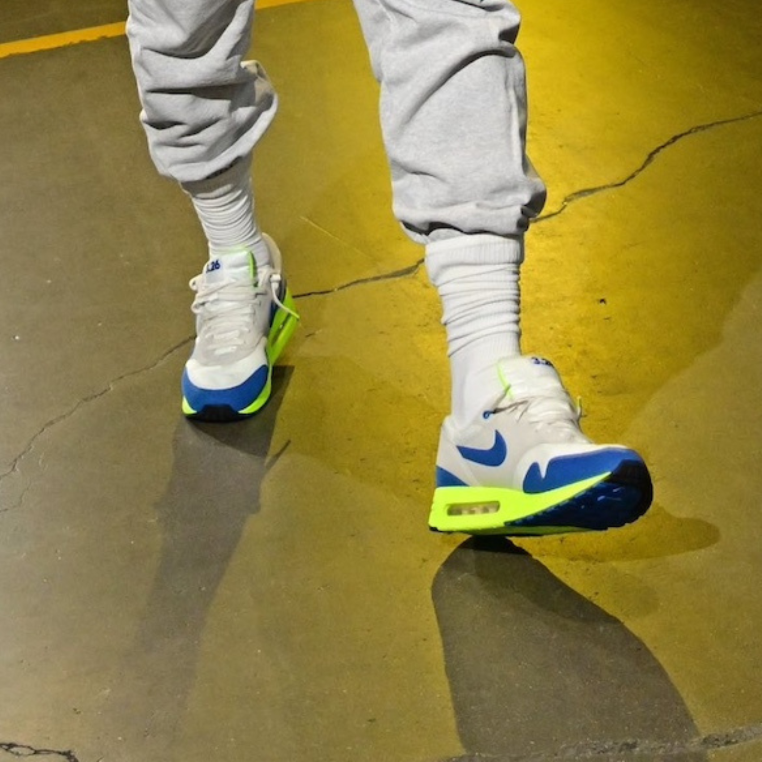 Nike Air Max 1 86 OG Air Max Day 2024 HF2903 100 SneakerMood SneakerMood