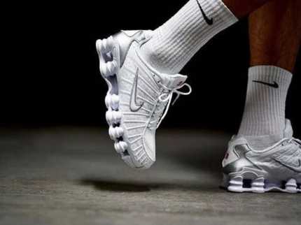 Nike Nike Shox TL 'Metallic White' - SneakerMood 