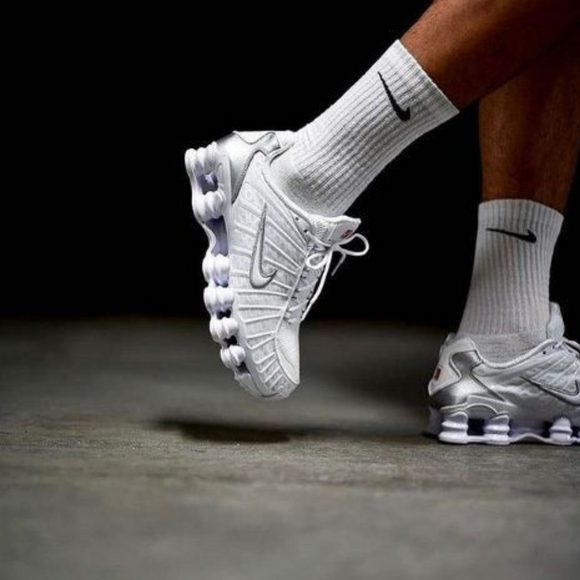 Nike Nike Shox TL 'Metallic White' - SneakerMood 