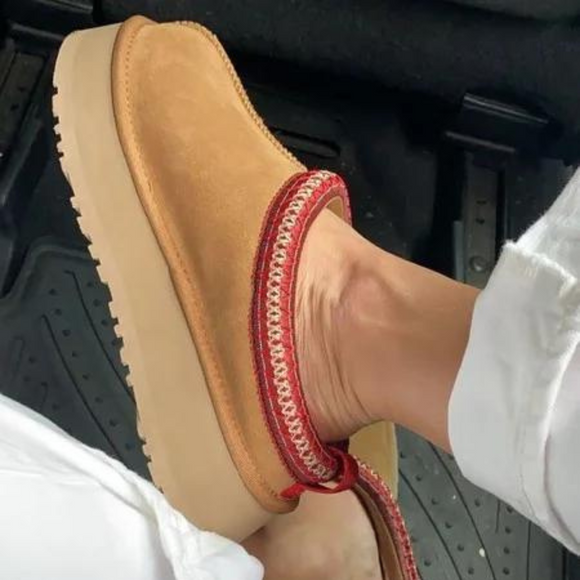 UGG UGG Tazz Slipper Chestnut - SneakerMood 