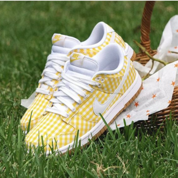 Nike Nike Dunk Low WMNS 'Yellow Gingham' - SneakerMood 