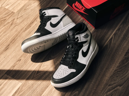 Air Jordan 1 High "Stage Haze "