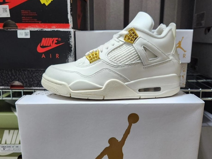 Nike Air Jordan 4 WMNS "White and Gold" - SneakerMood 